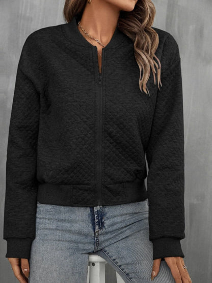 Stylish zip-up long sleeve jacket for all seasons