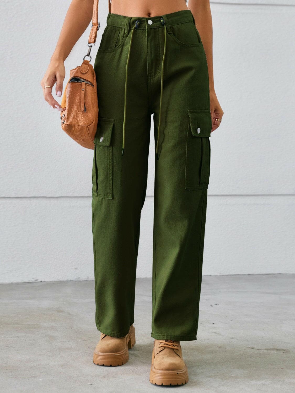 Drawstring Mid-Rise Waist Straight Cargo Jeans.