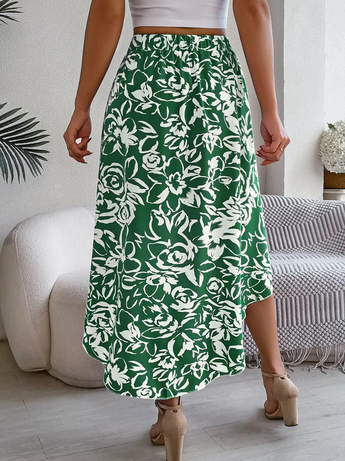 High-Low Printed High Waist Skirt.