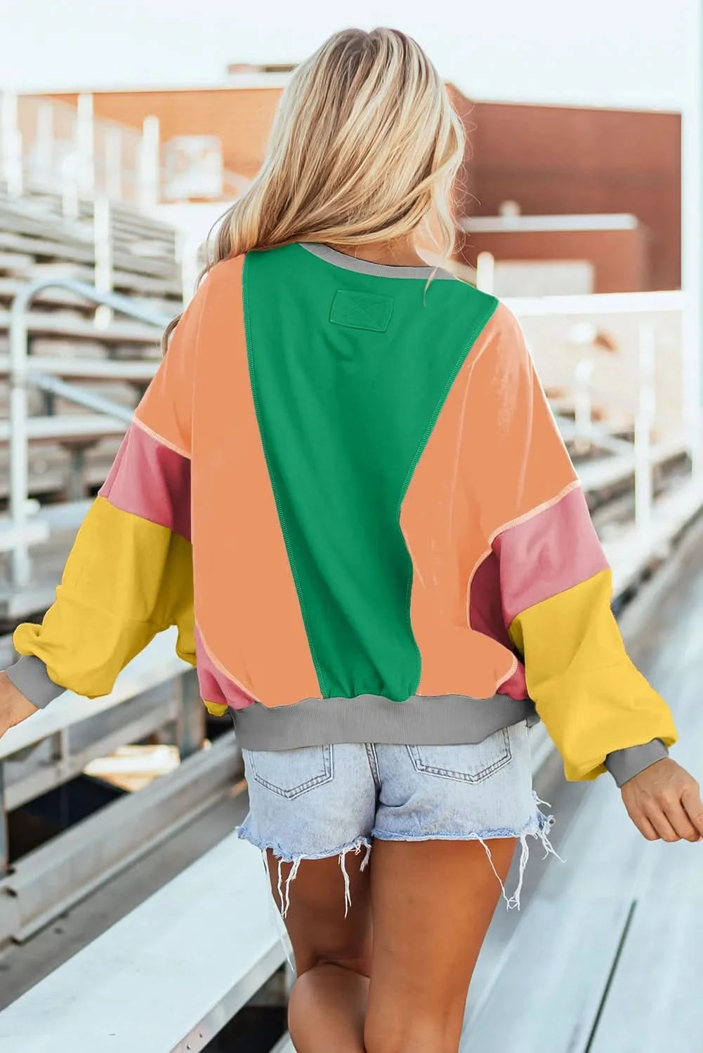 Chic color block long sleeve top with pockets