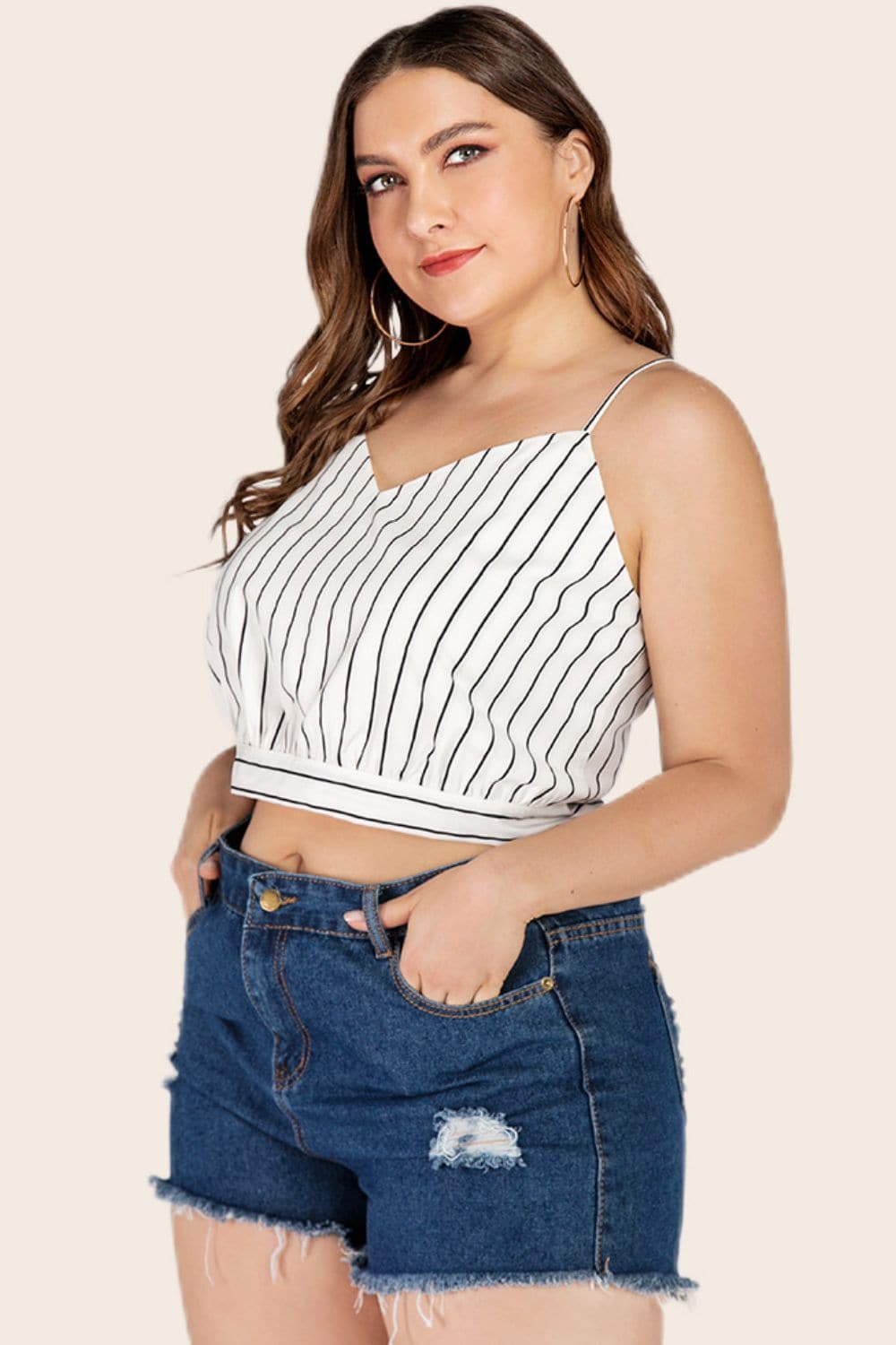 Plus Size Striped Tie-Back Cropped Cami.