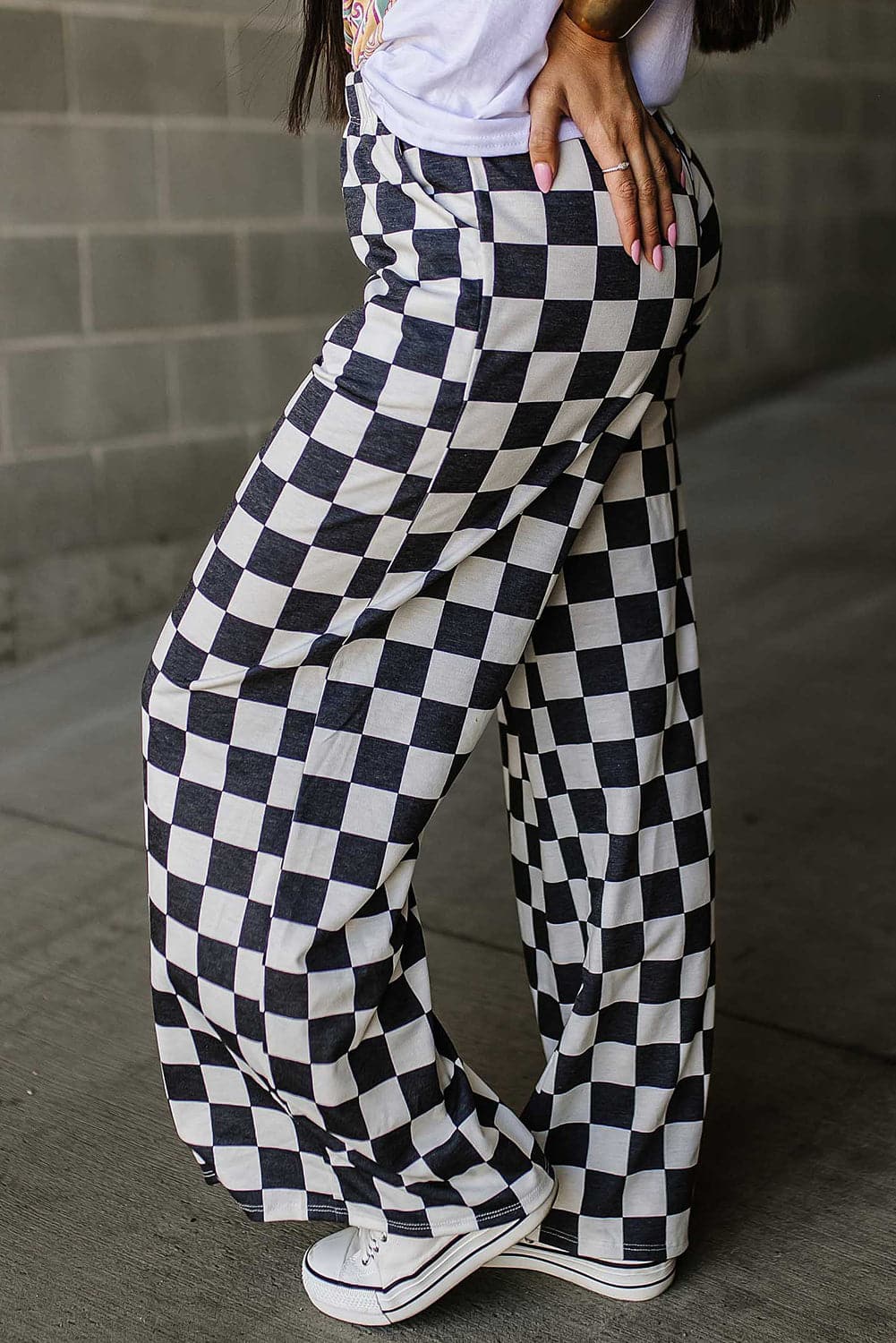 Checkered high-waisted wide leg trousers