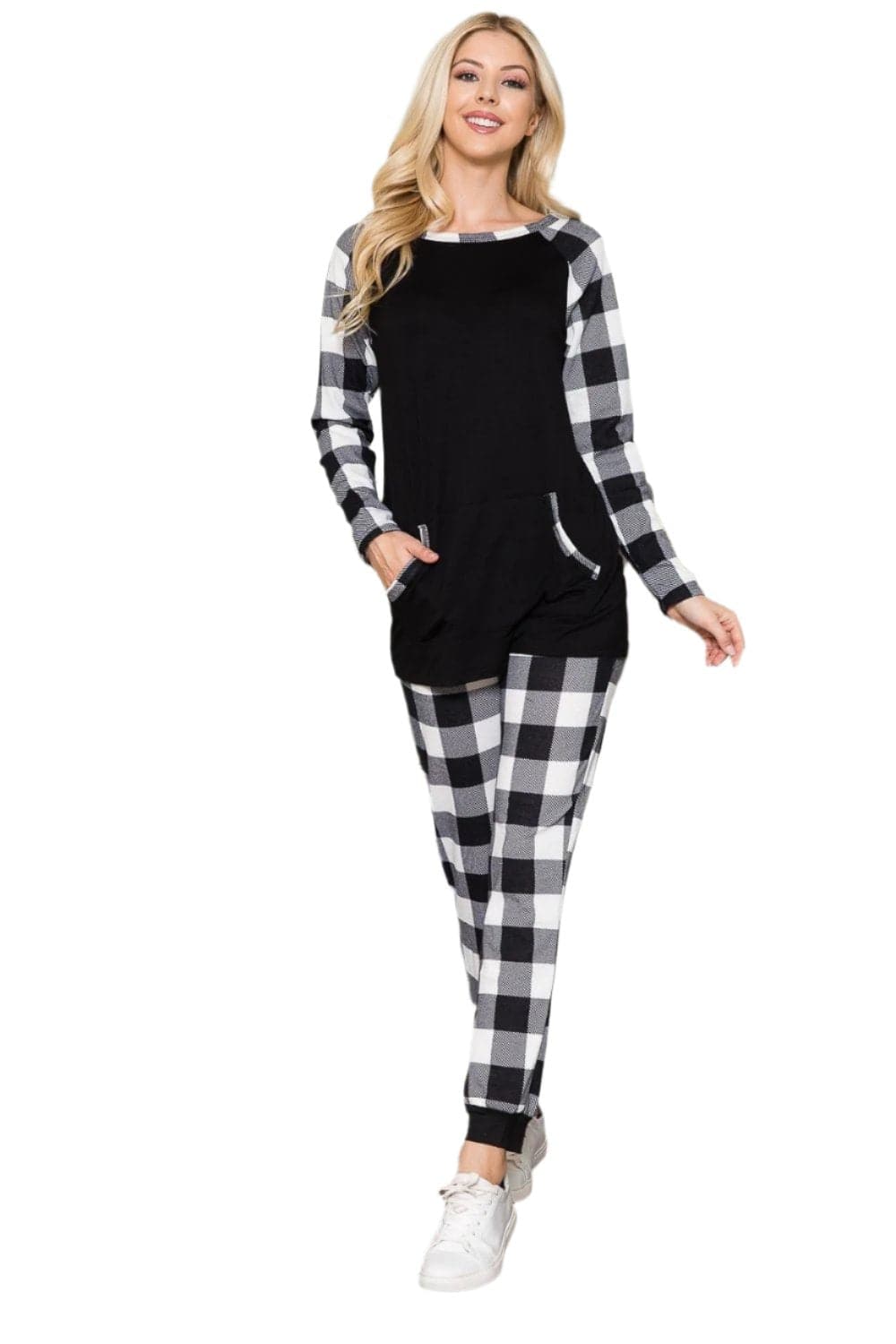 Chic plaid long sleeve tee with convenient pockets