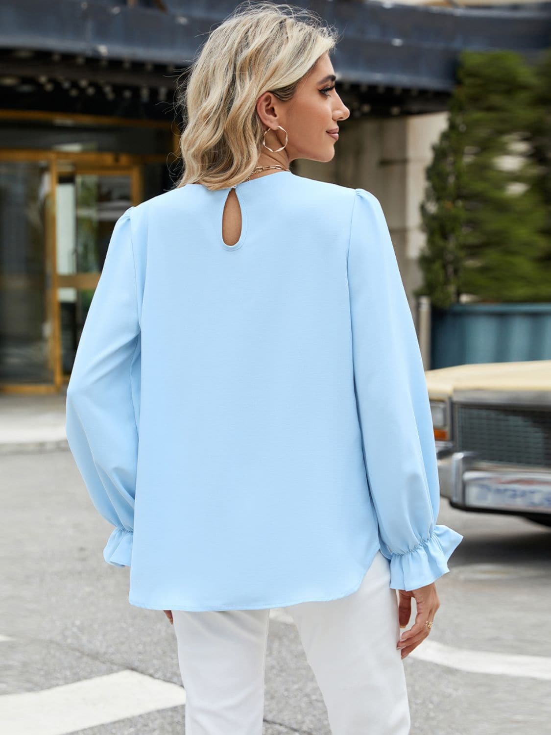 Round Neck Flounce Sleeve Top.