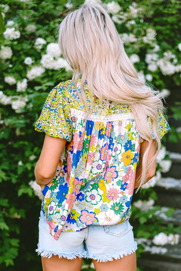 Floral lace blouse with bubble sleeves