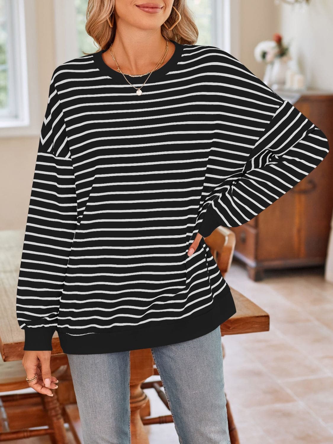 Cozy striped long sleeve crewneck sweatshirt