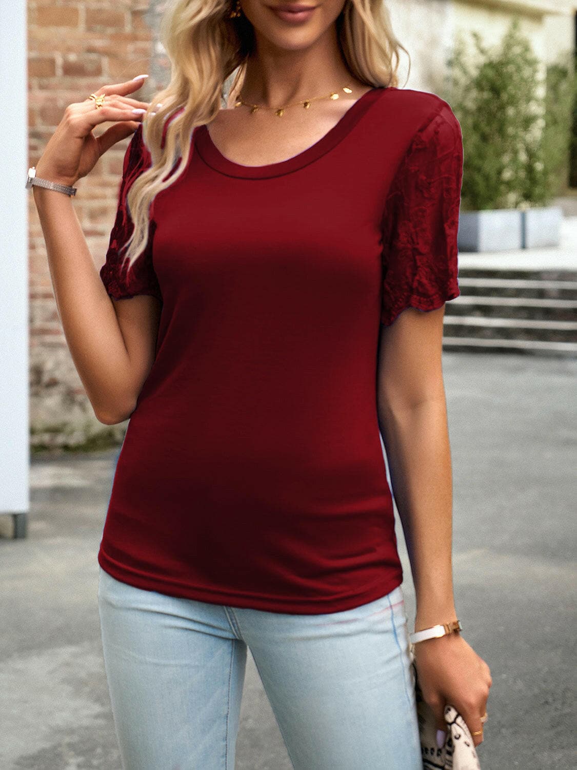 Lace Detail Round Neck Short Sleeve T-Shirt.