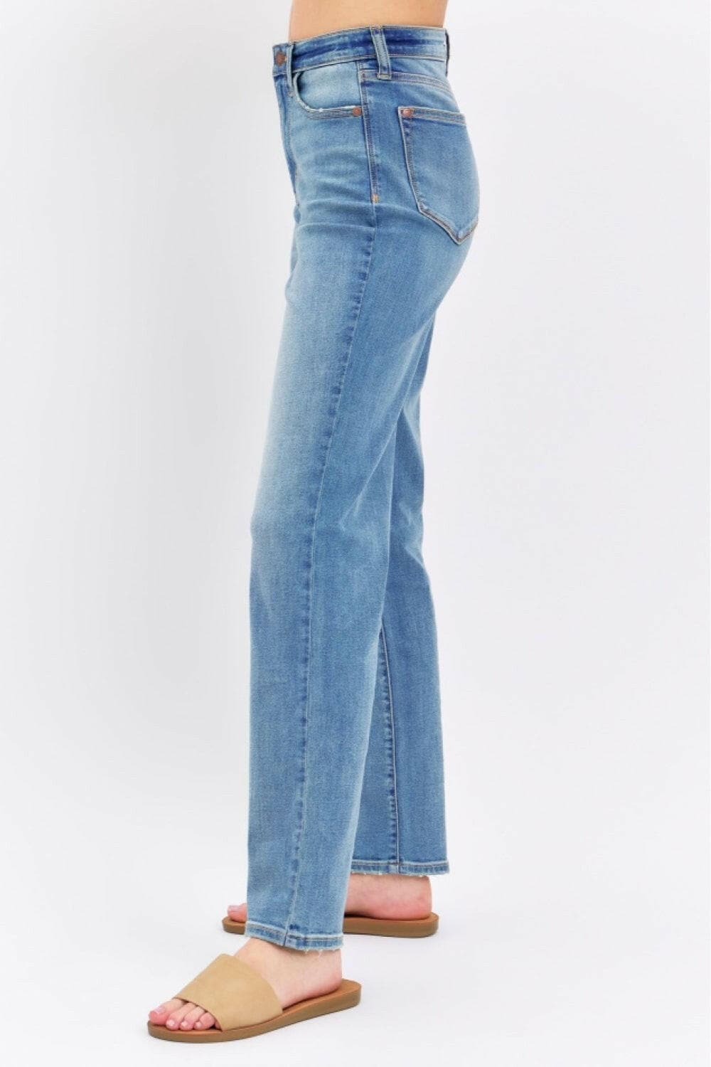 Judy Blue High Rise Straight Leg Jeans.