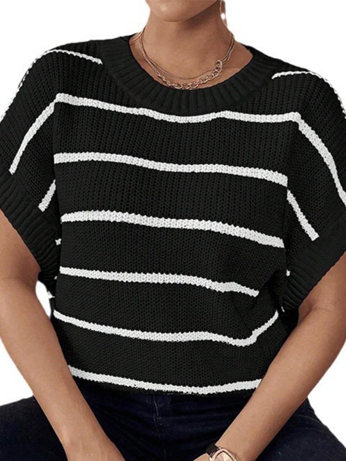 Striped Round Neck Short Sleeve Knit Top.