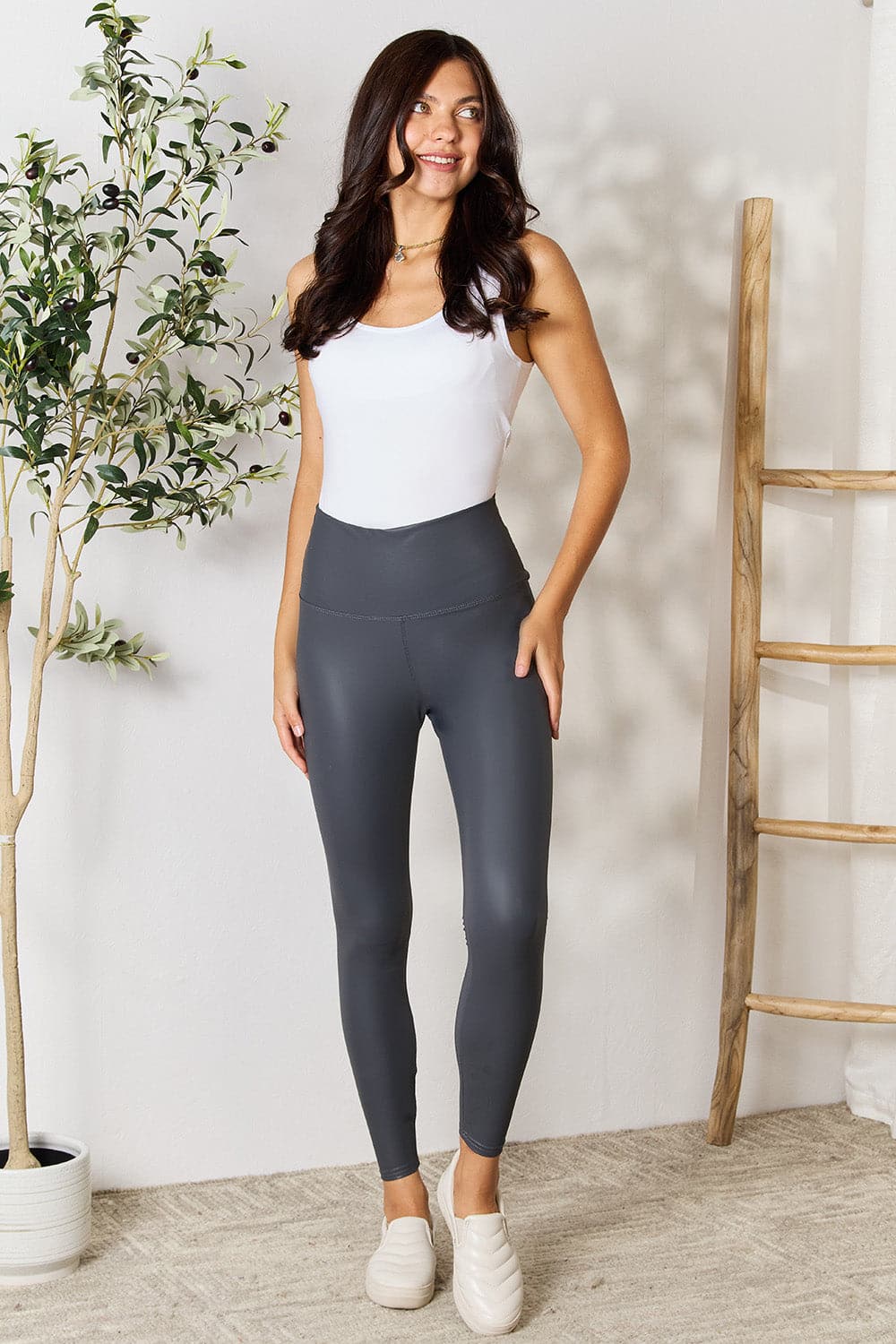 LOVEIT Full Size Wide Waistband High Waist Leggings.