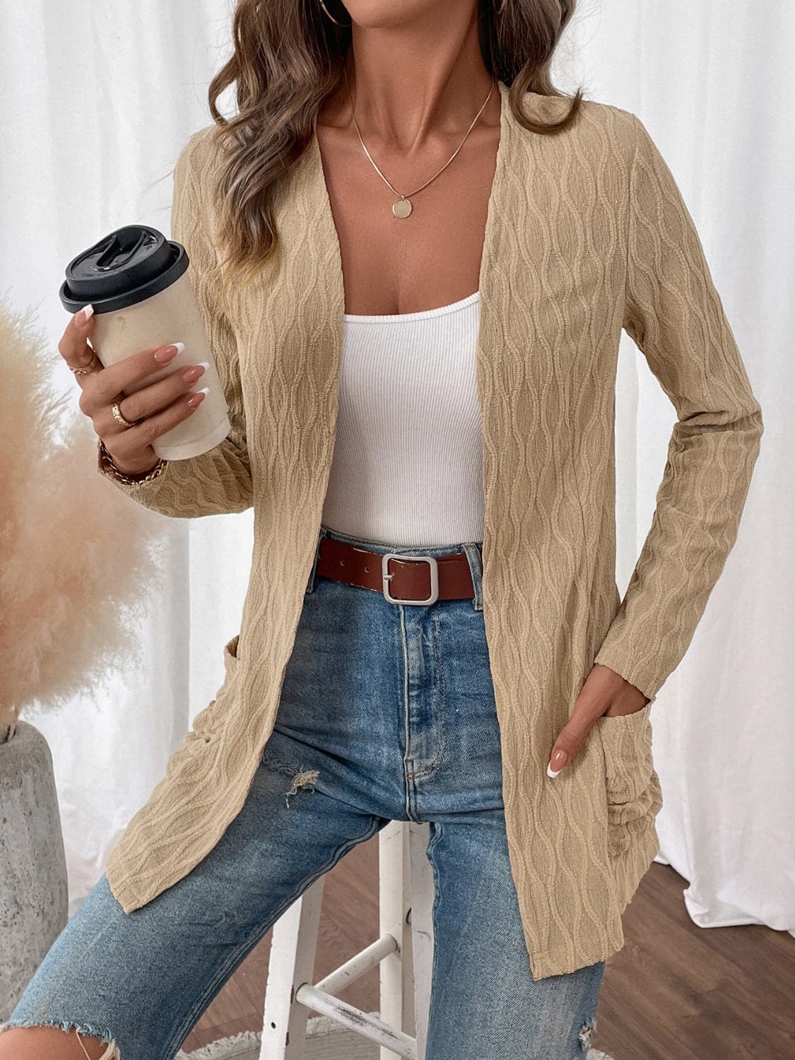 Chic cardigan with pockets, thin fit