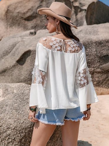 Lace Round Neck Long Sleeve Blouse.