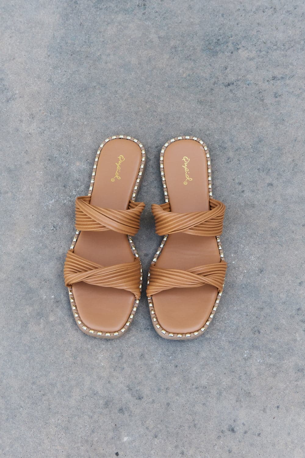 Qupid Summertime Fine Double Strap Twist Sandals.