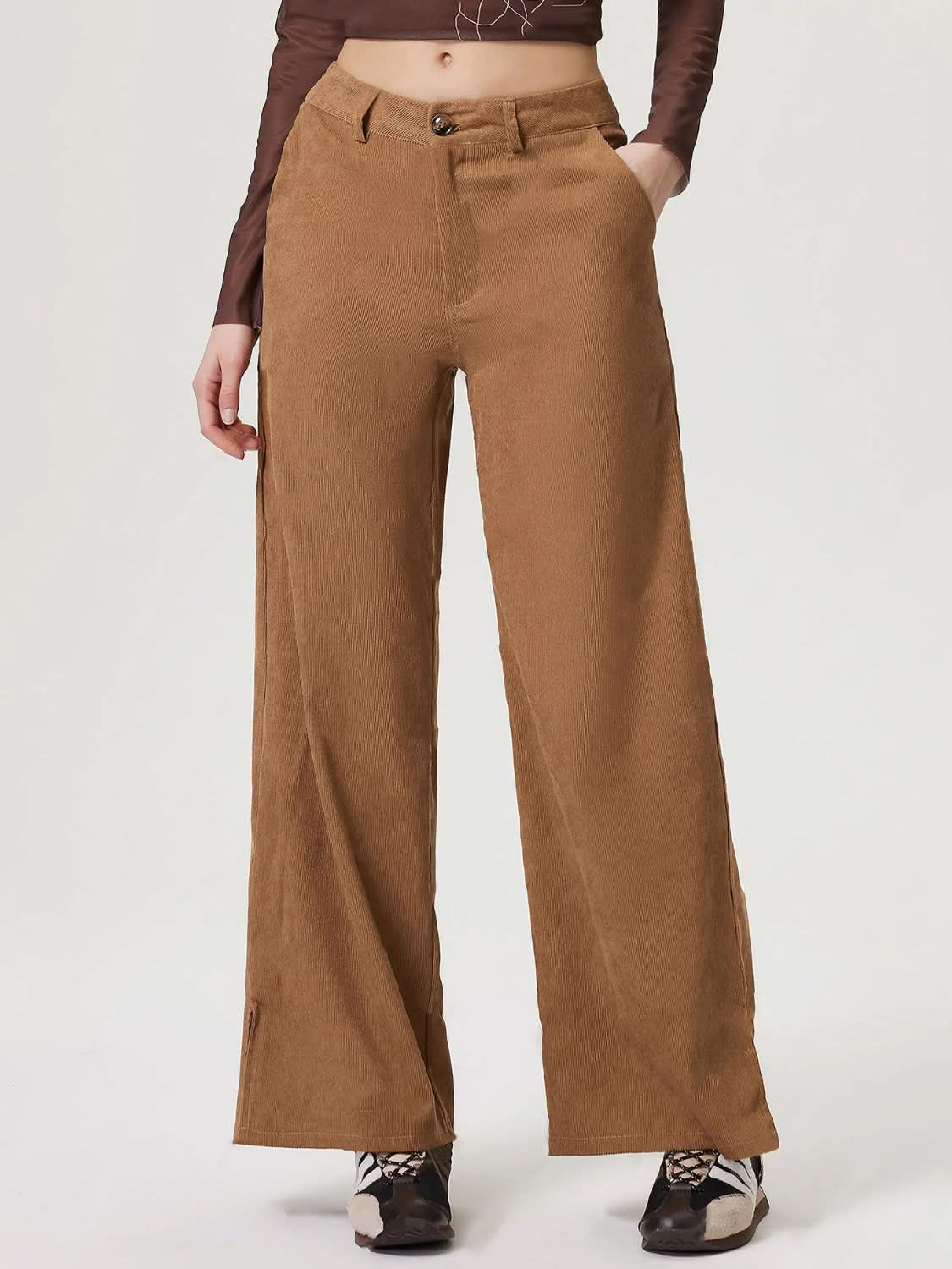 Chic Wide Leg Trousers with Convenient Pockets