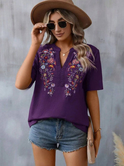 Embroidered Notched Short Sleeve T-Shirt.