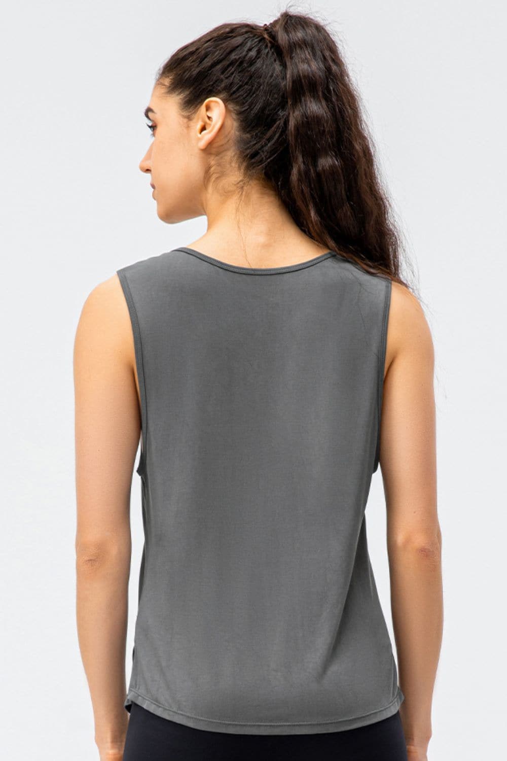 Cutout Reversible Active Tank.