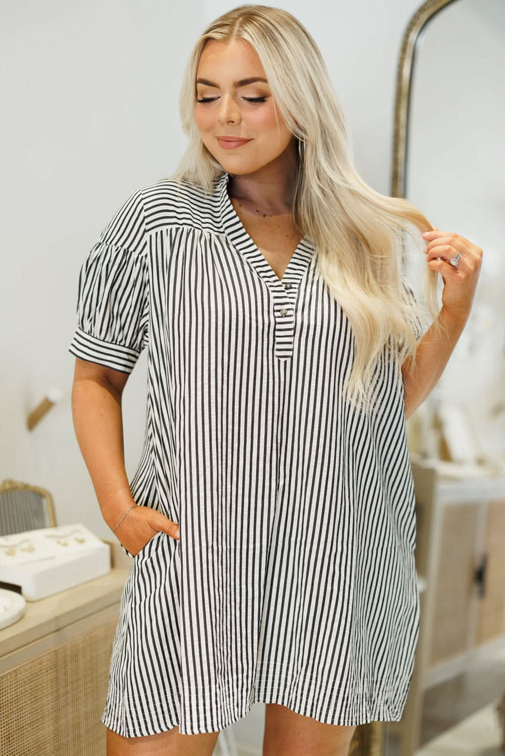 Plus Size Black Striped Short Sleeve V Neck Mini Dress with Pockets and Button Front