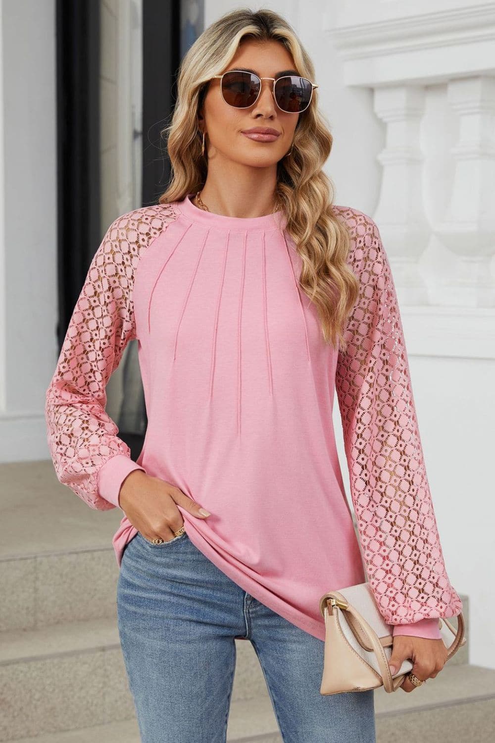 Round Neck Lace Long Sleeve Top.