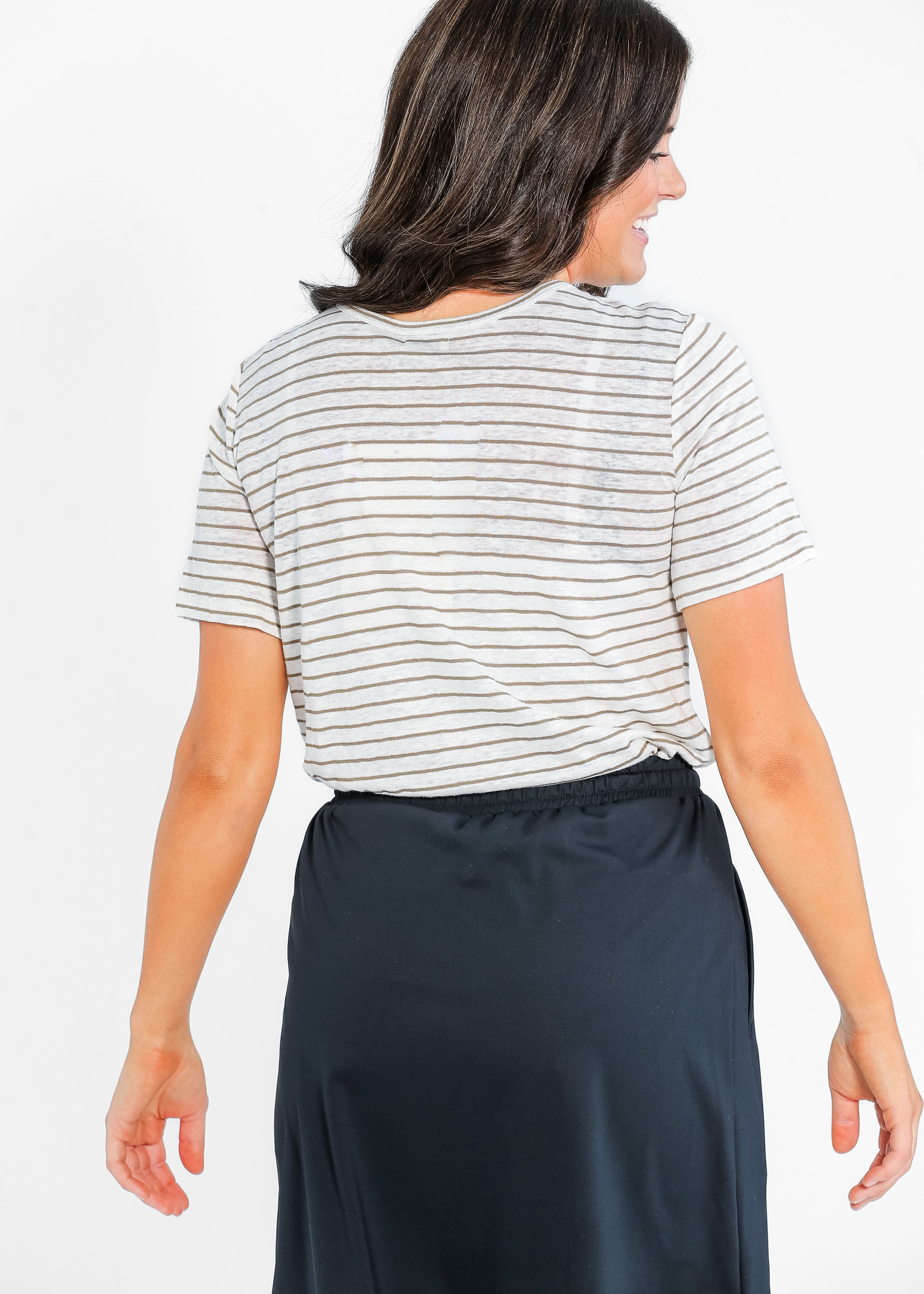 Essential Linen Short Sleeve T-shirt Inherit Co.