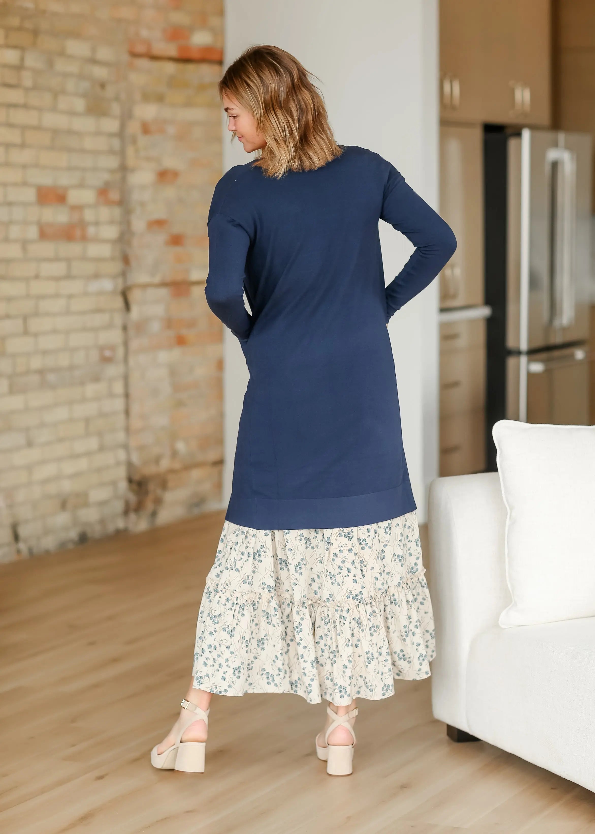 Cardigan - Essential Long & Soft - Everyday Comfort - Side View