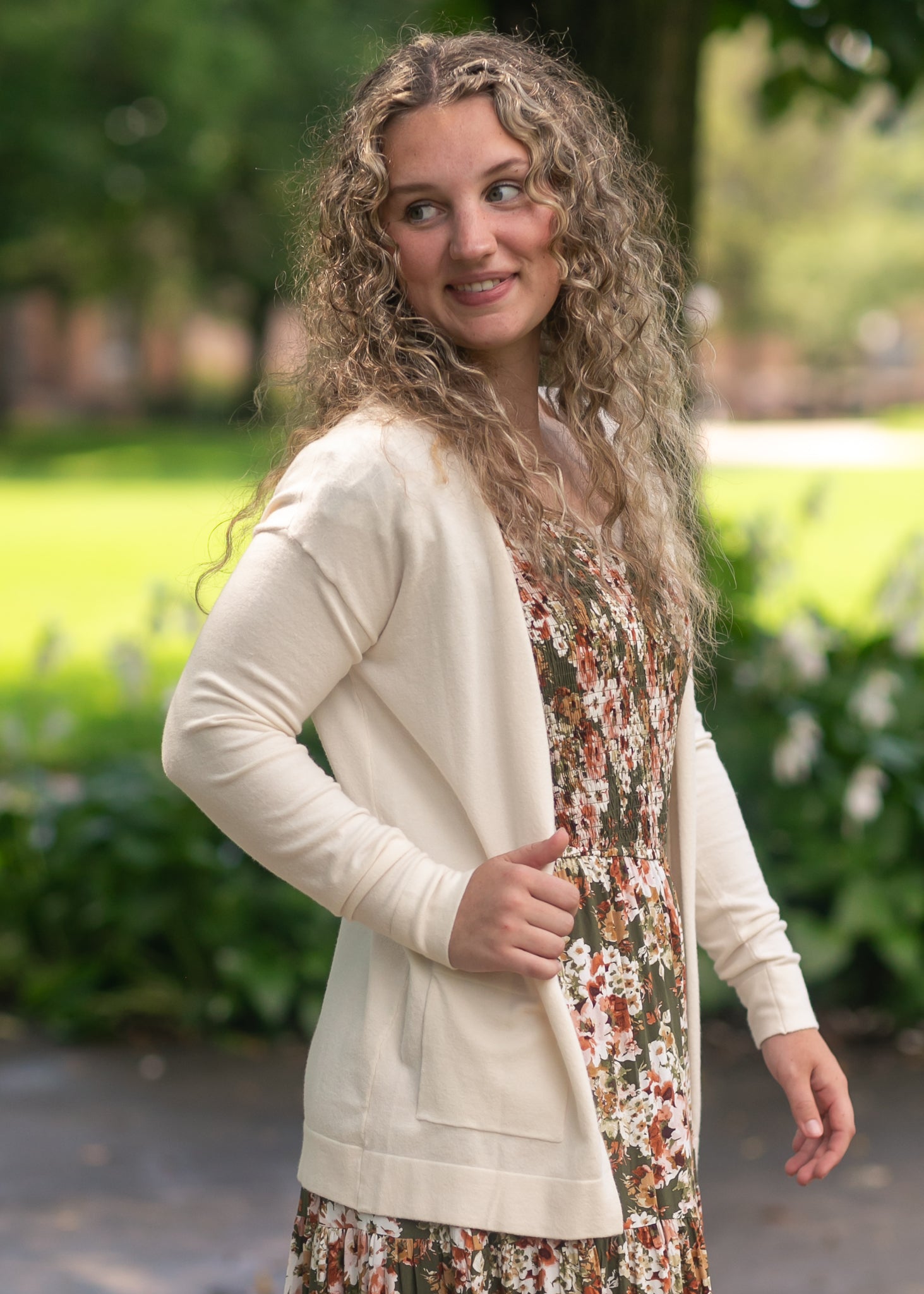 Essential Soft Cardigan 27