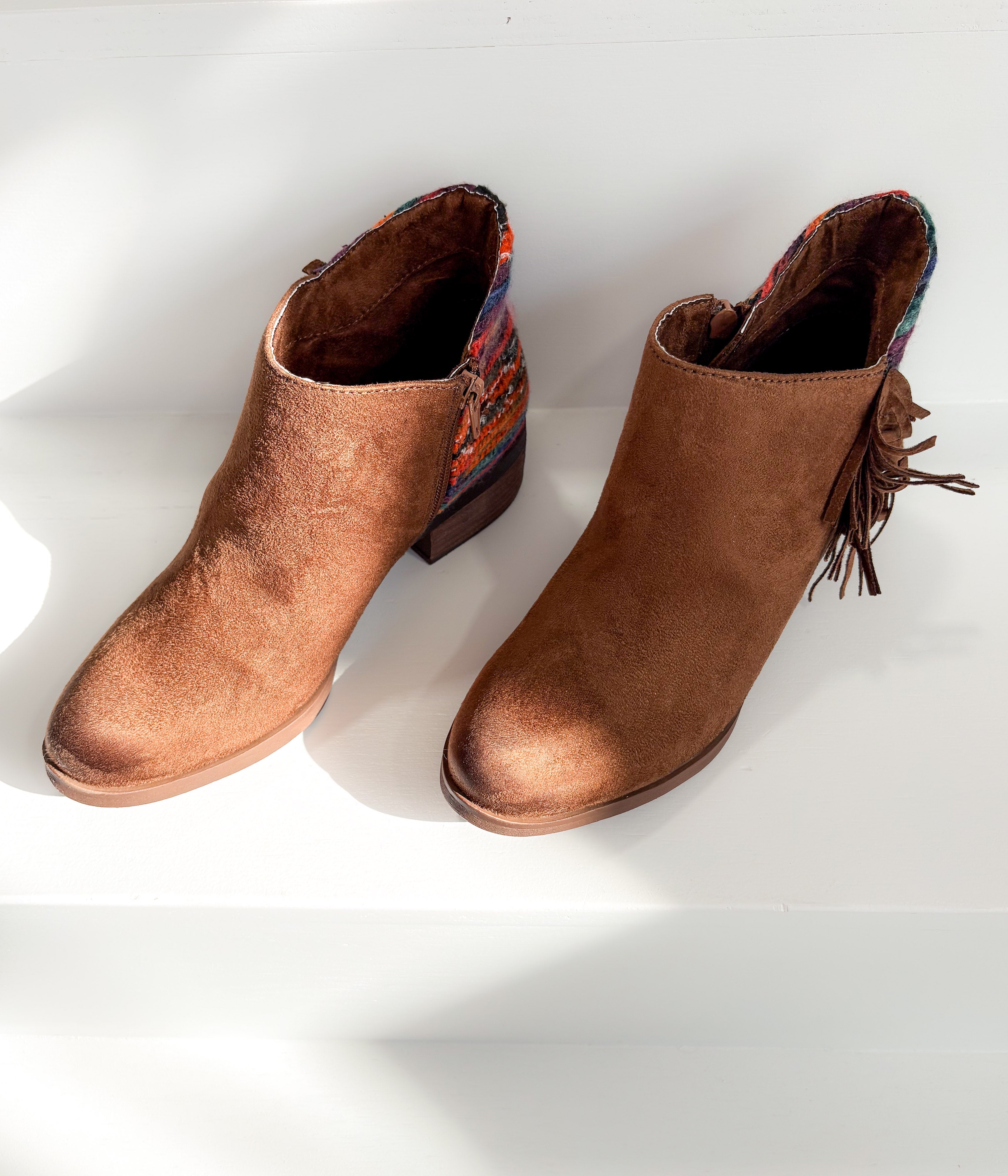 Etty Fringe Ankle Boot Tan Suede With Woven Saddle Back