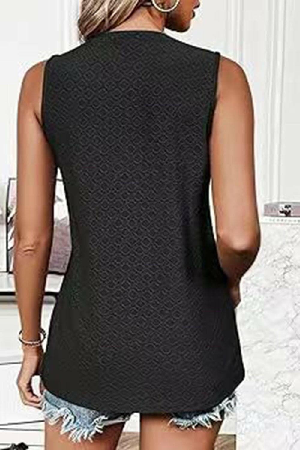 Eyelet Round Neck Tank - Love Salve