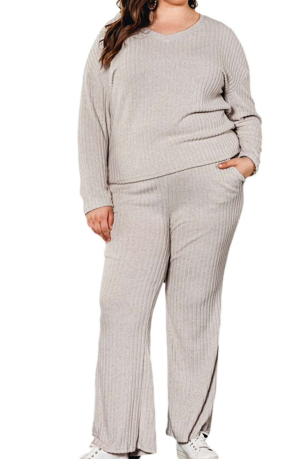 Chic parchment plus size ribbed pullover and pants ensemble