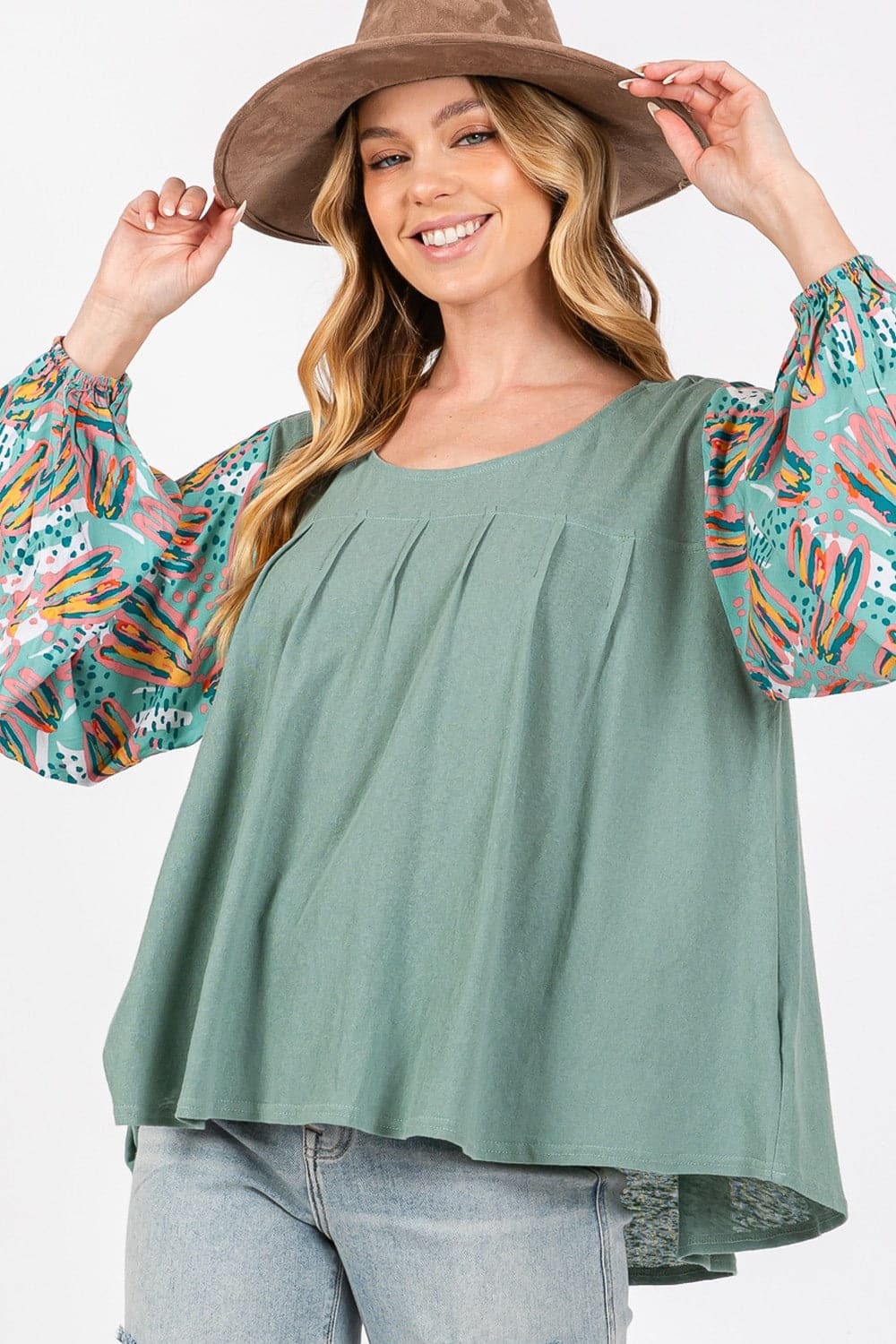 SAGE + FIG Ruched Round Neck Printed Bubble Sleeve Top.