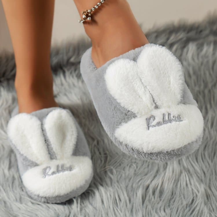 Cozy rabbit ear slippers - flats