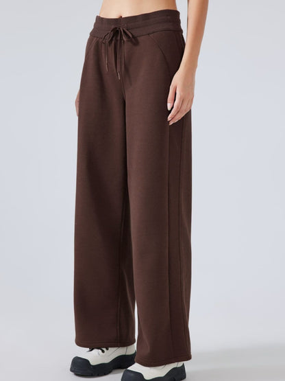 Effortlessly chic drawstring wide-leg trousers