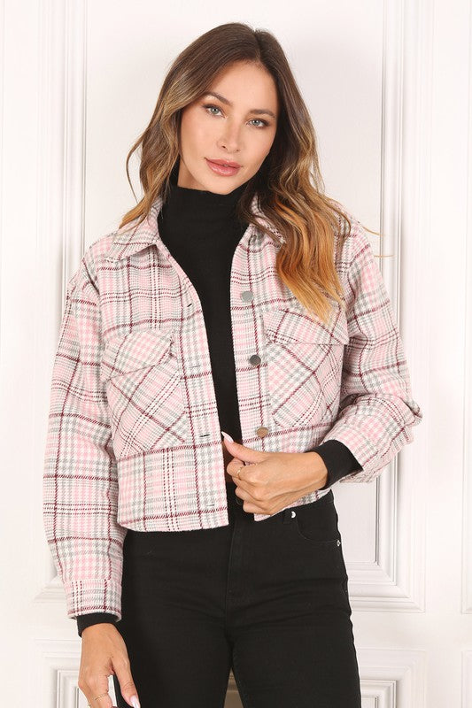 Chic plaid cropped jacket with shirt collar