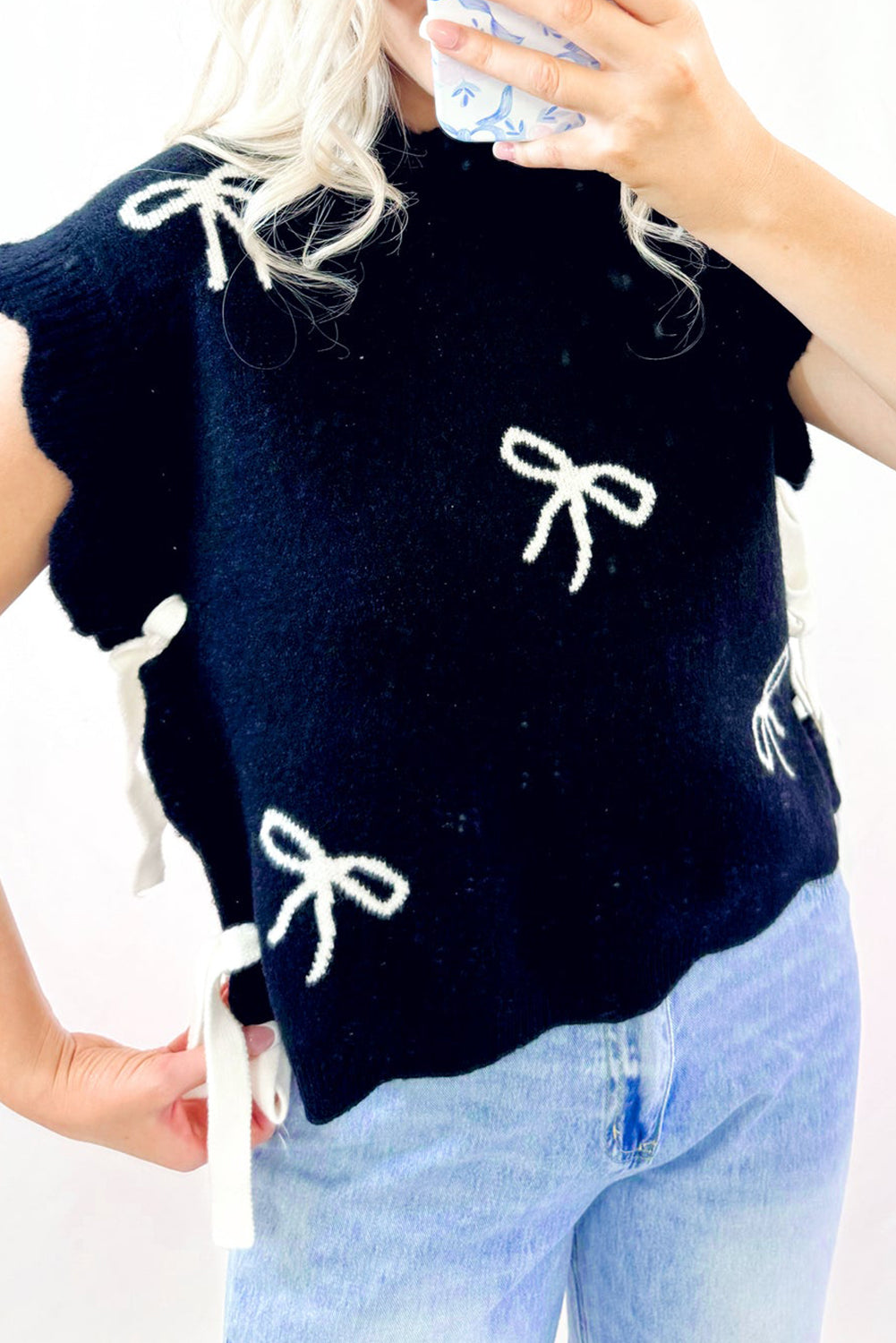 Black Bow Pattern Scalloped Hem Tie-Side Sweater T-Shirt