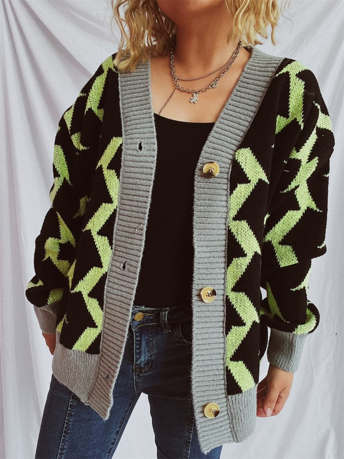 Chic geometric v-neck cardigan