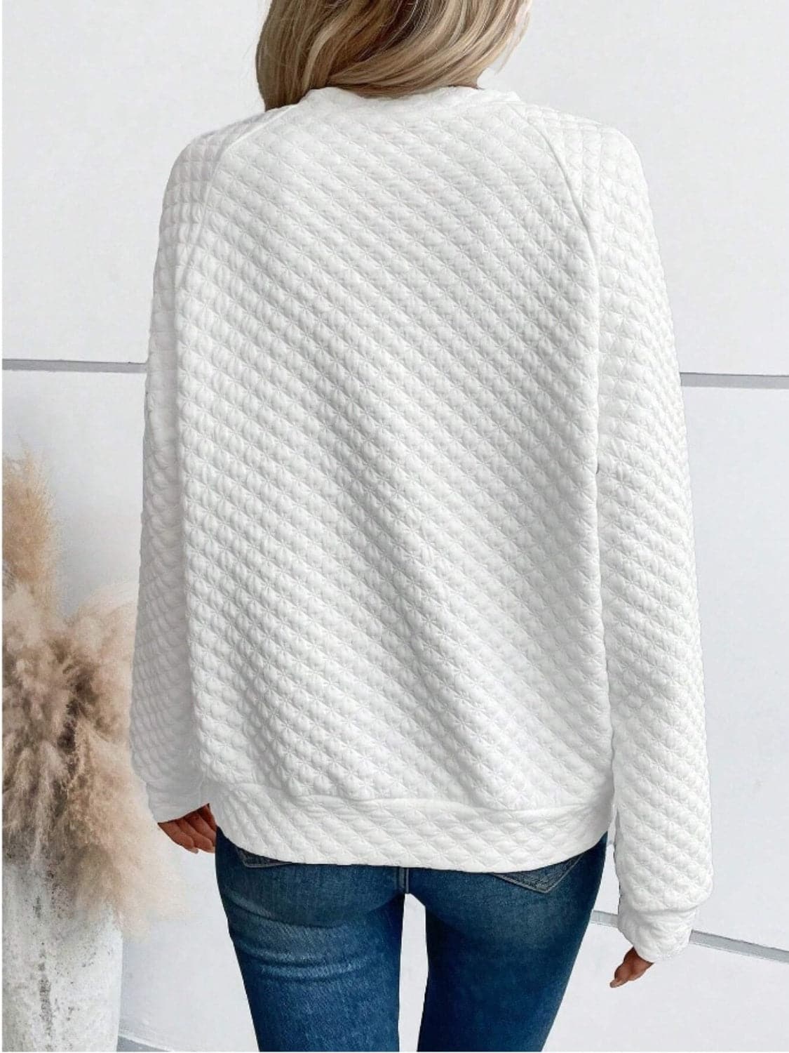 Notched Long Sleeve Sweatshirt.