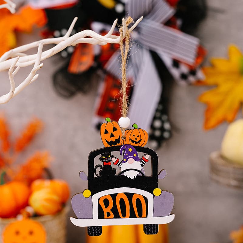 Car-shaped 4-piece Halloween hanging decorations