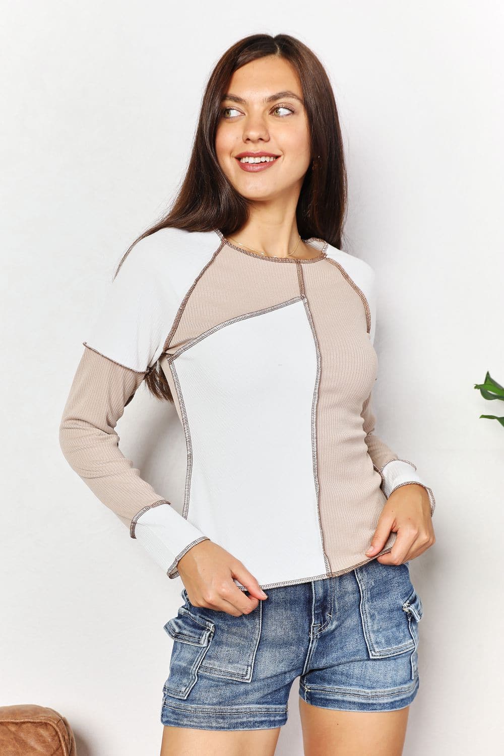 Chic color block exposed seam top