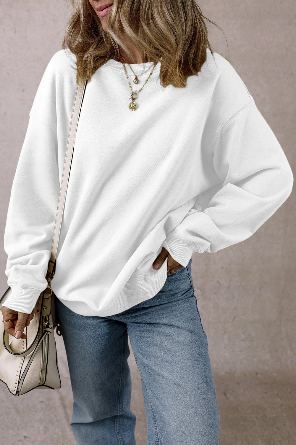 Round Neck Long Sleeve Sweatshirt.