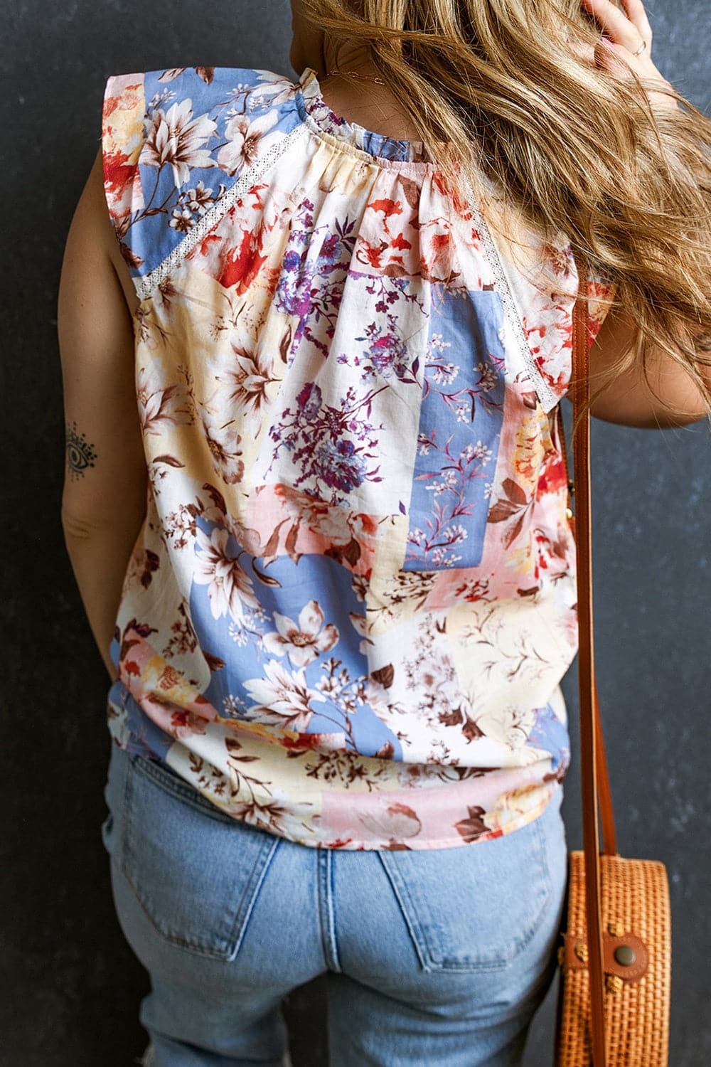 Printed Tie Neck Cap Sleeve Blouse.