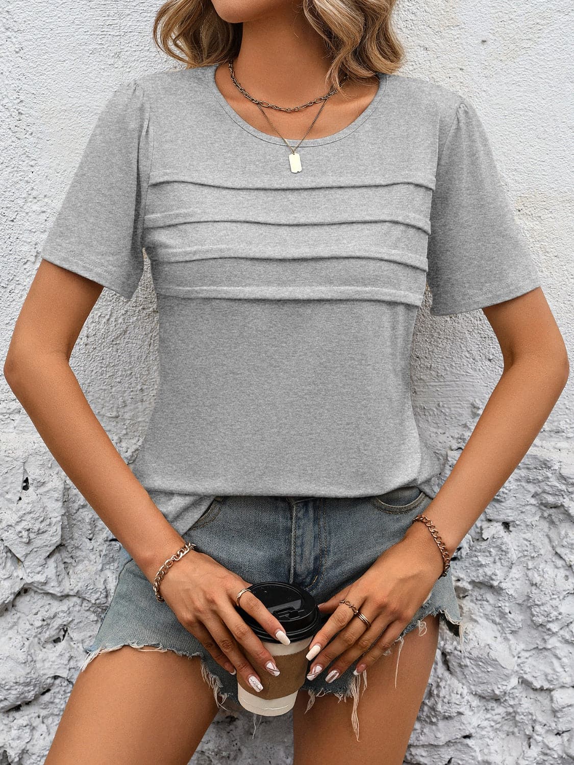 Round Neck Short Sleeve Top.