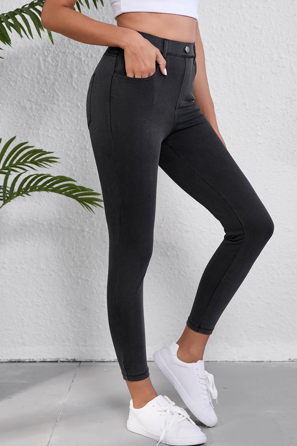 Chic black high-waisted skinny ankle jeans