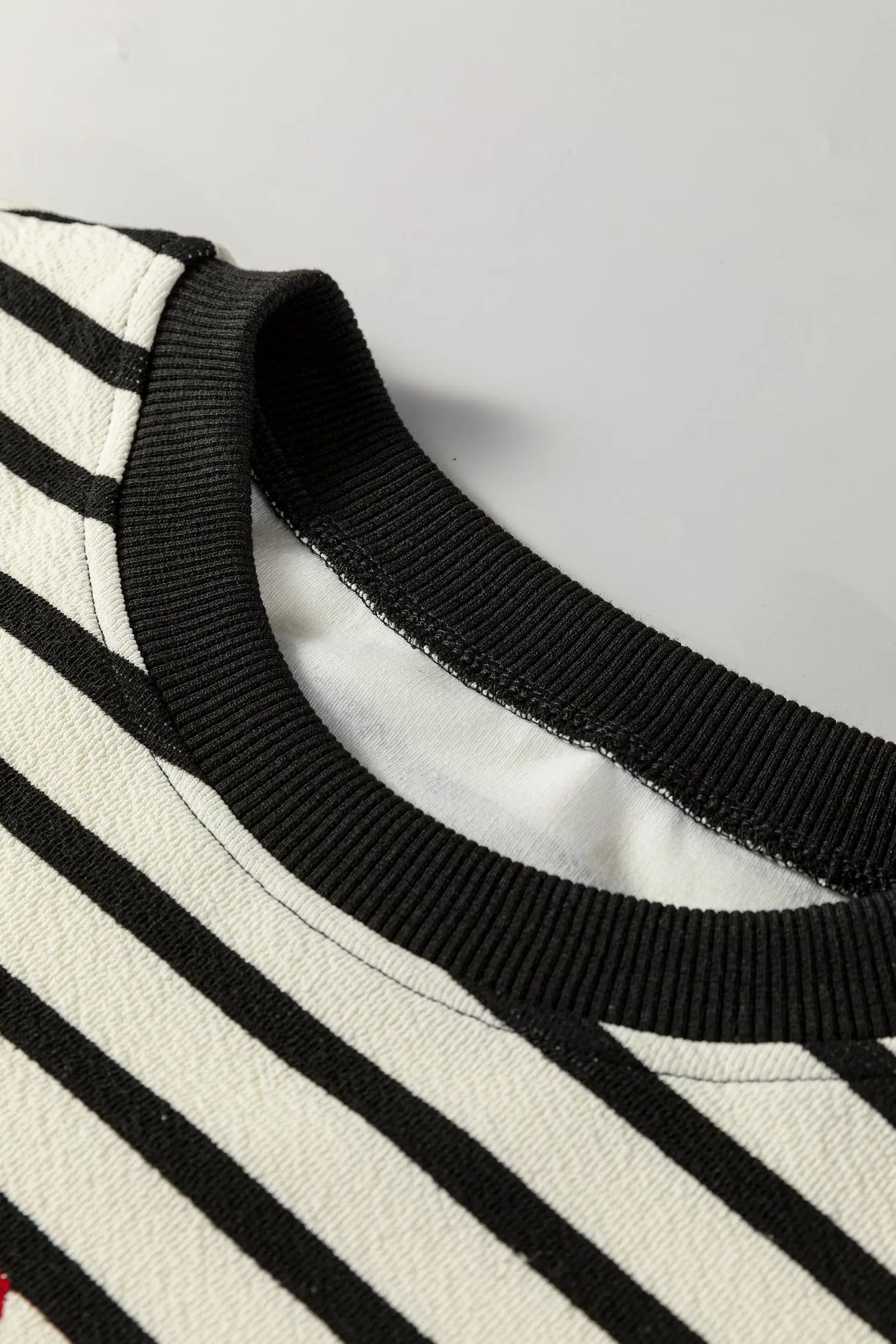 White Stripe Contrast Merry Letter Christmas Print Drop Shoulder Sweatshirt Dear-Lover Dropshipping