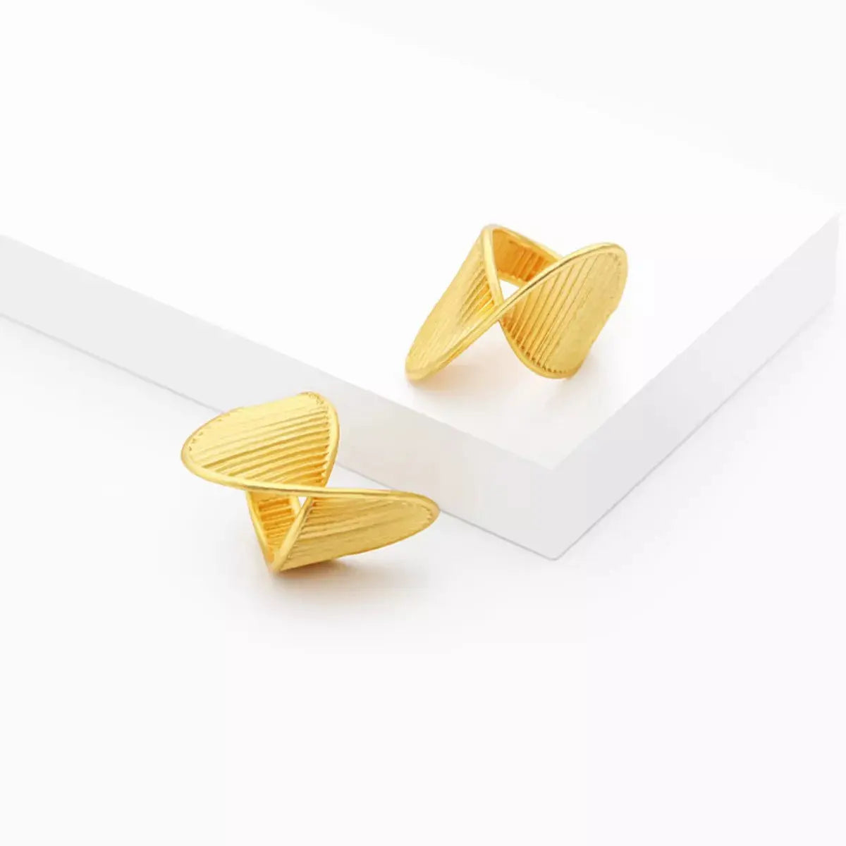 Irregular Twisted Texture Ring Simply Love