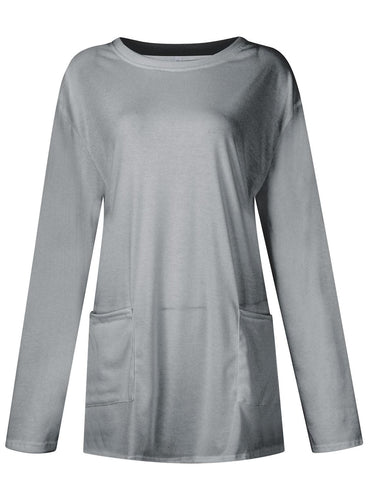 Stylish pocketed long sleeve t-shirt with a cozy fit