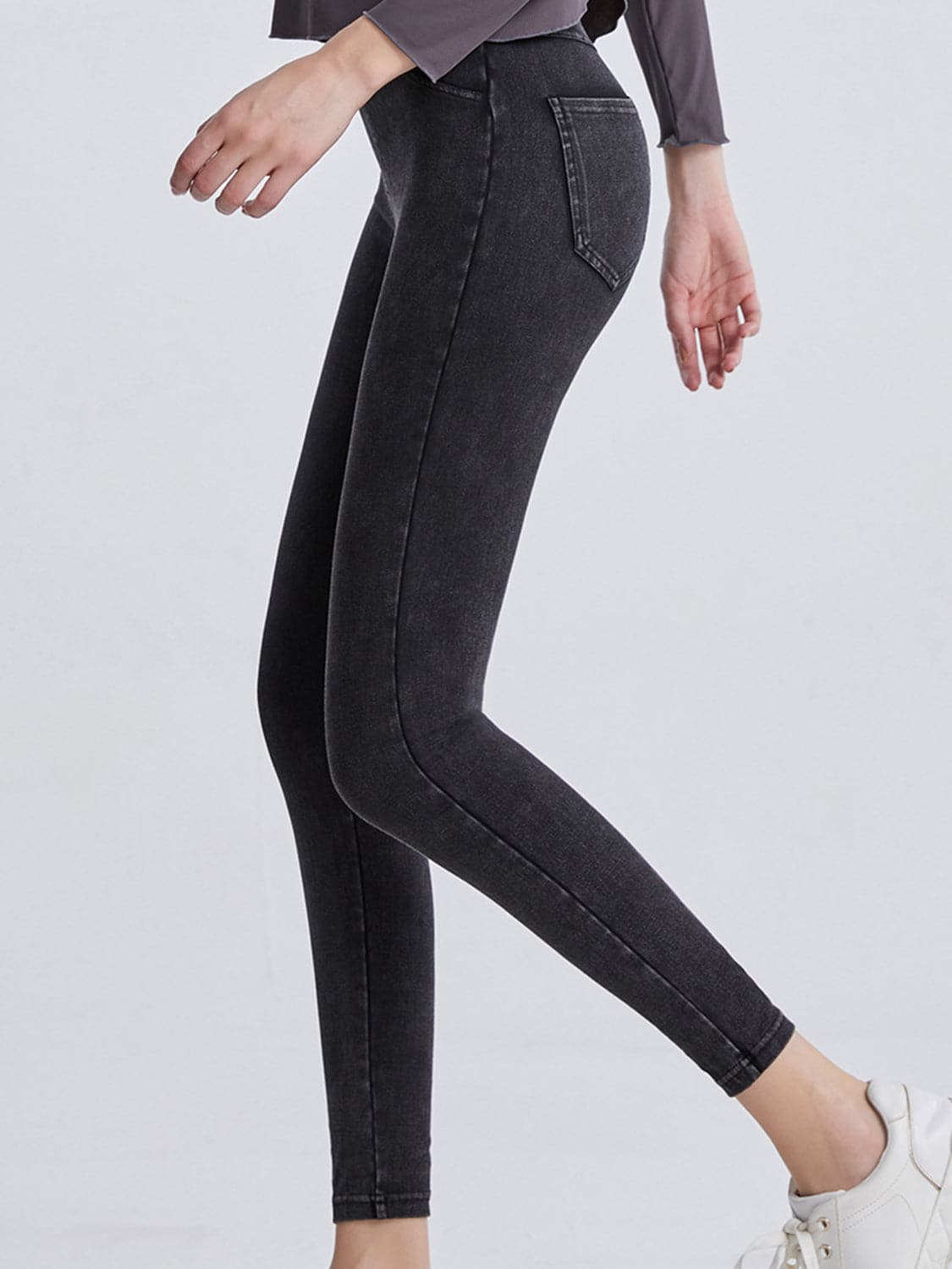 Wide Waistband Sports Leggings.