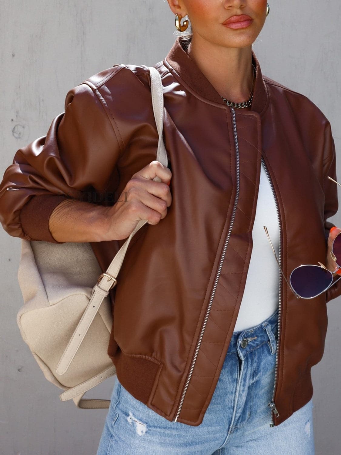 Trendy zip-up jacket with pockets