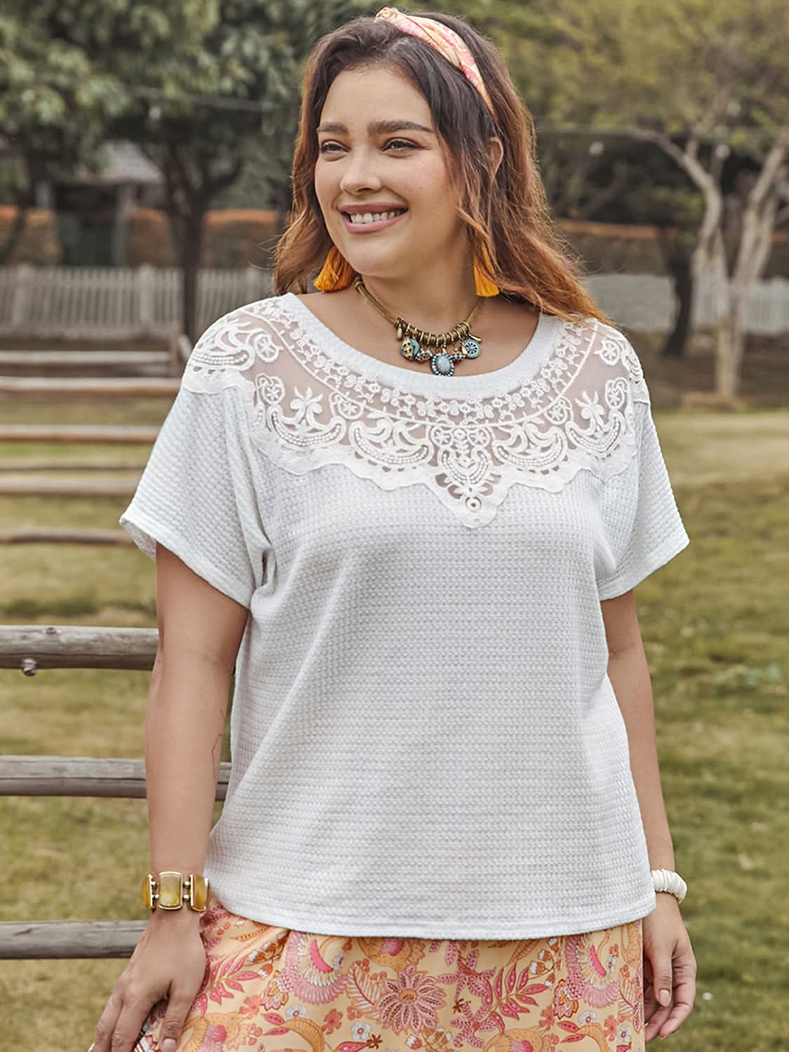 Elegant Plus Size Semi-Sheer Lace Trim Short Sleeve Blouse