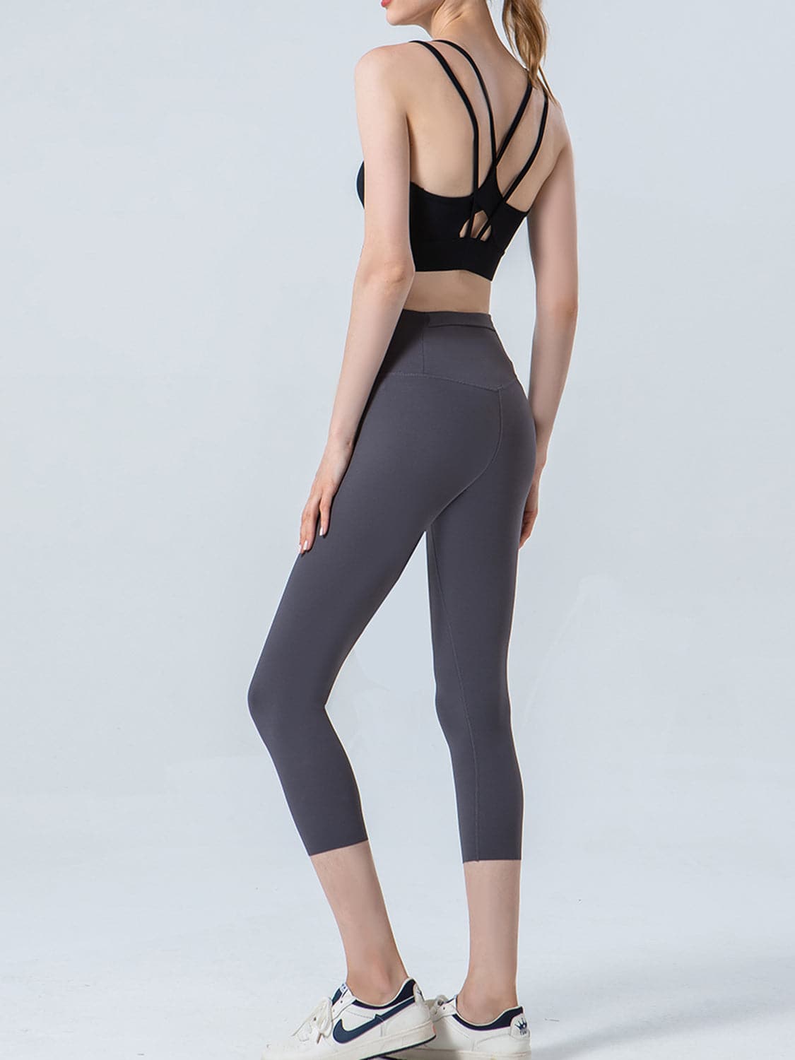 Wide Waistband Cropped Sports Leggings.