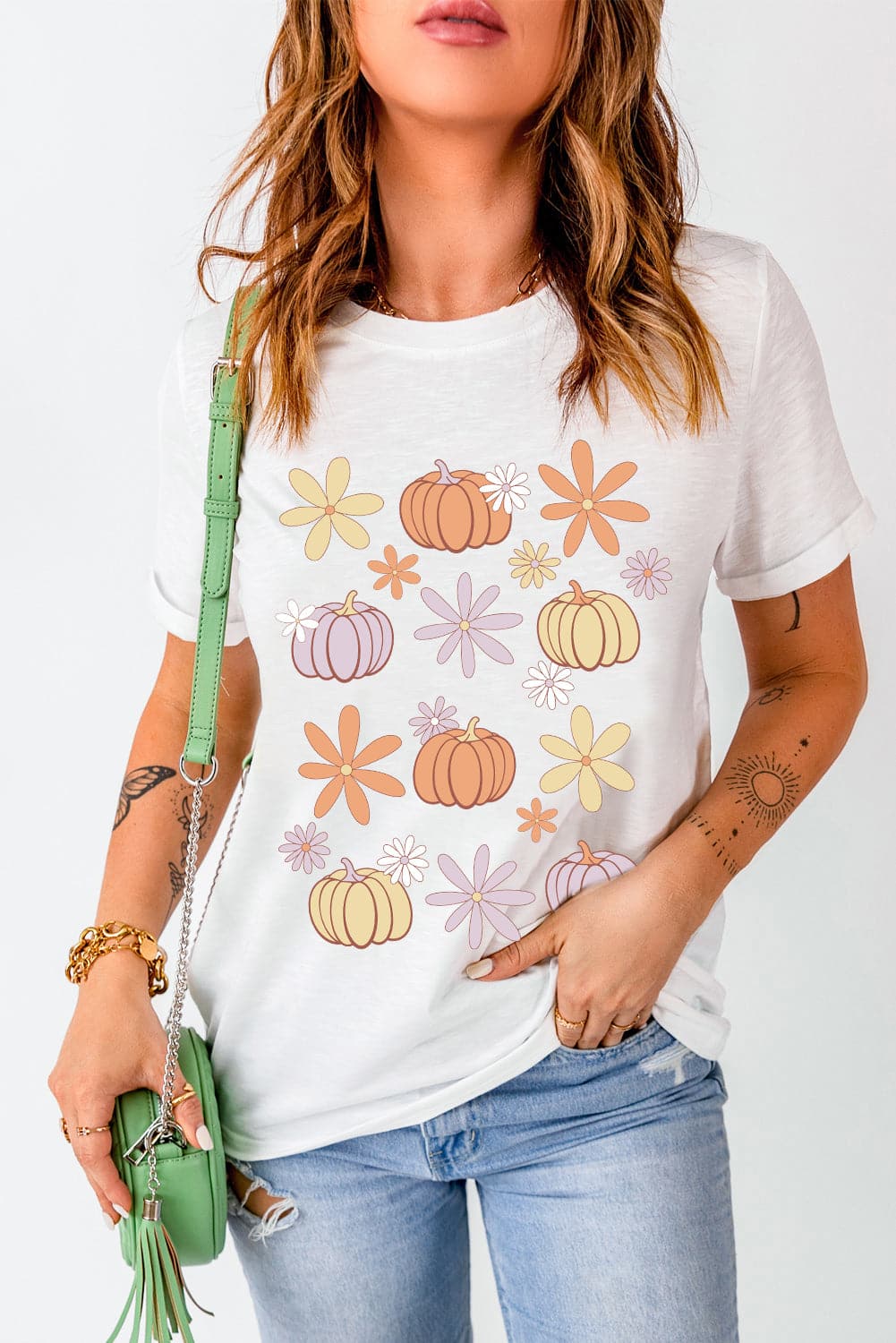 Floral pumpkin graphic short sleeve tee