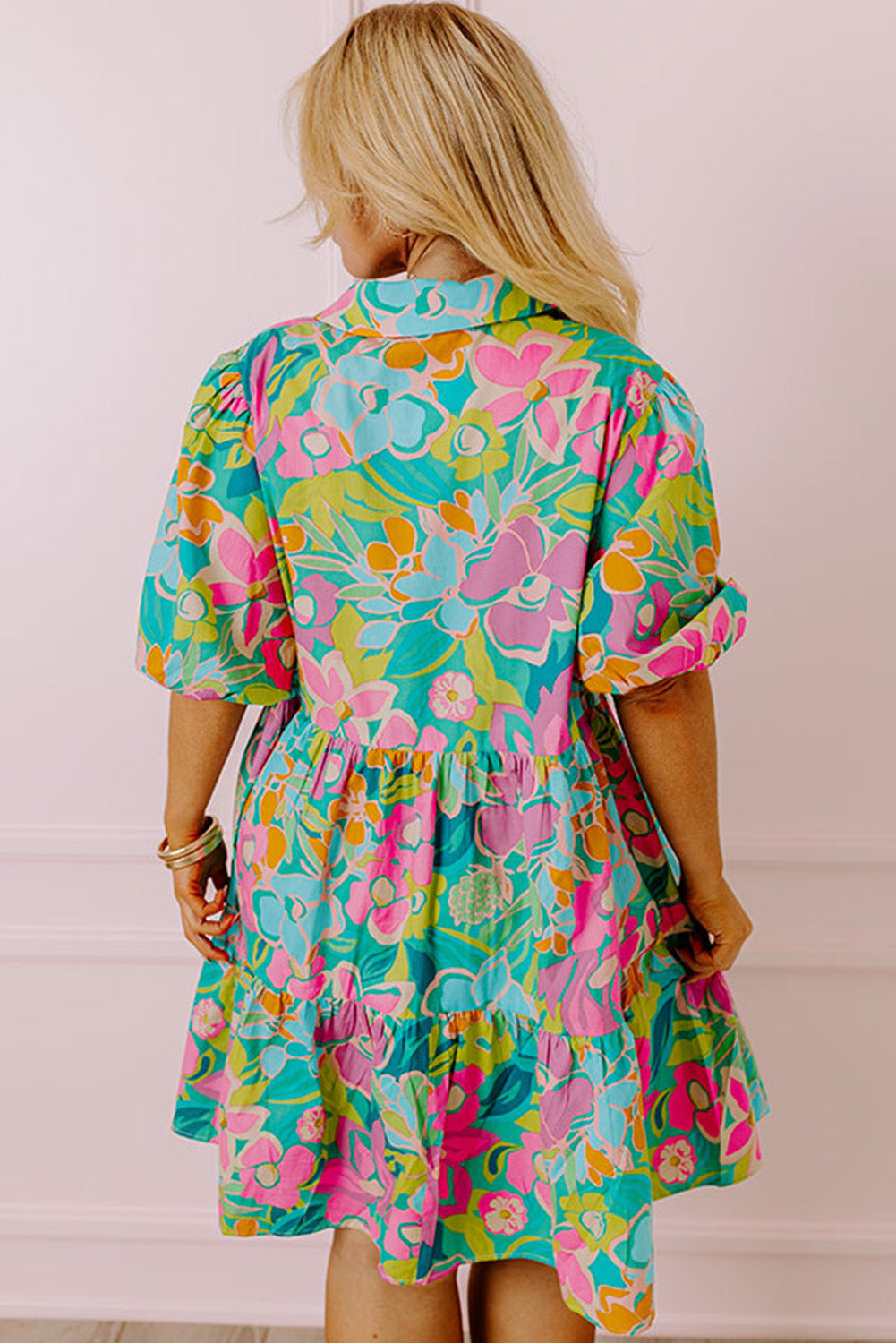 Floral green puff sleeve tiered shirt dress for a chic look